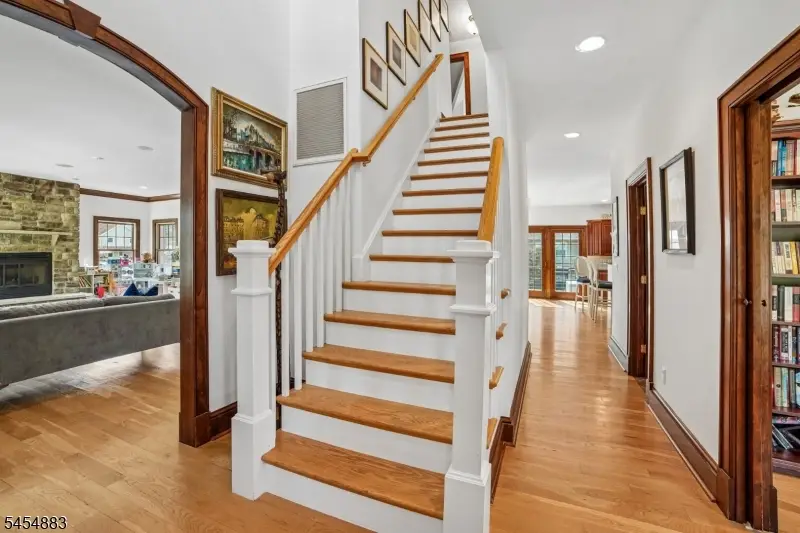 30 Groah Rd, East Hanover, NJ 07936 - #3
