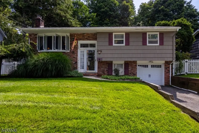109 Alpine Trl, Lake Mohawk, NJ 07871 - #1