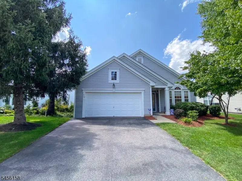 112 Kensington Cir, Brookfield, NJ 07823 - #1