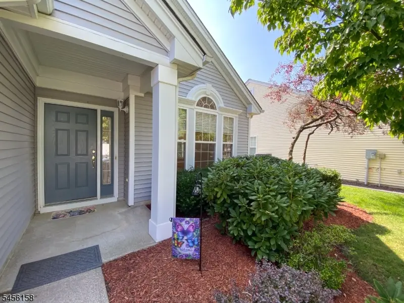 112 Kensington Cir, Brookfield, NJ 07823 - #2
