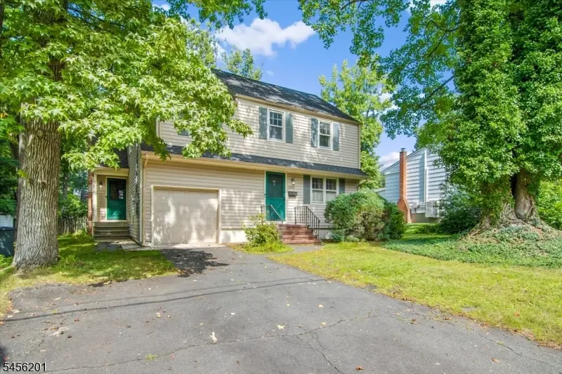 2075 Meadowview Rd, Scotch Plains, NJ 07076 - #2