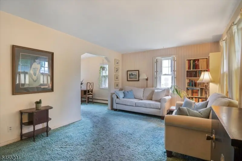 2075 Meadowview Rd, Scotch Plains, NJ 07076 - #3