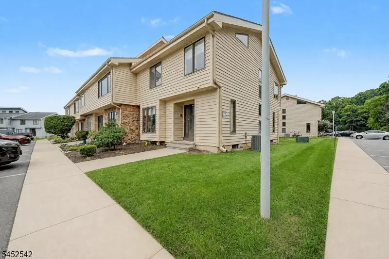 180 Dakota Dr, Andover, NJ 07848 - #2