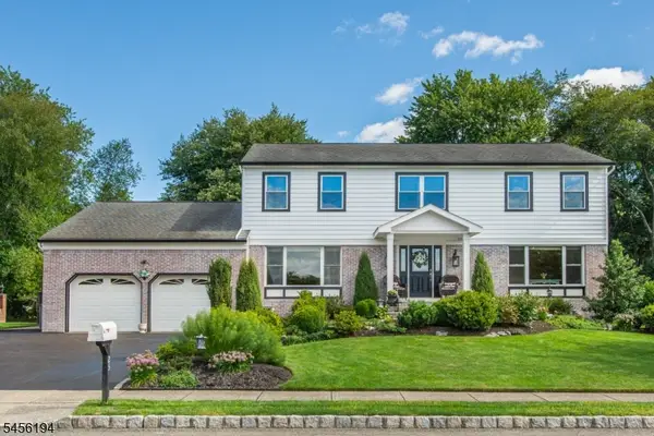 25 Crestwood Ave West, Fairfield Twp., NJ 07004
