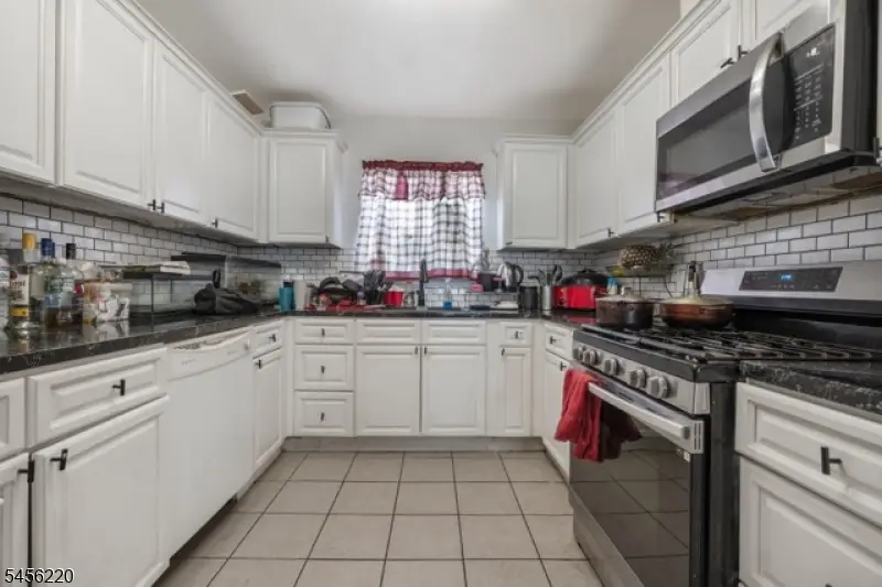 33-35 Pierce St, Newark, NJ 07103 - #3