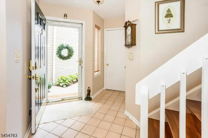 15 Witherspoon Ct, Morris, NJ 07960 - #3