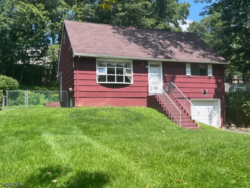 194 Tomahawk Trl, Byram, NJ 07871 - #2