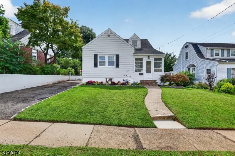10-08 Campbell Rd, Fair Lawn, NJ 07410 - #2
