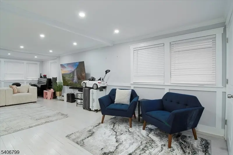 113 Sanford St, East Orange, NJ 07018 - #3