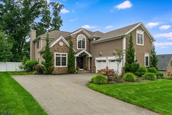 6 Jared Pl, Mount Olive Twp., NJ 07828