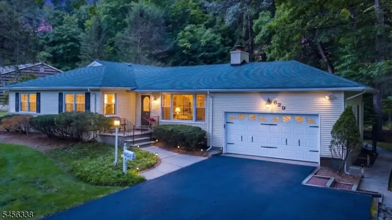 629 Lawlins Rd, Wyckoff, NJ 07481 - #3