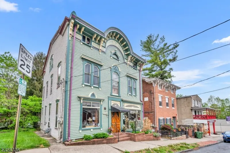 16 Greenwich St, Belvidere, NJ 07823 - #3