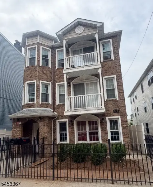 784 Bergen St, Newark City, NJ 07108