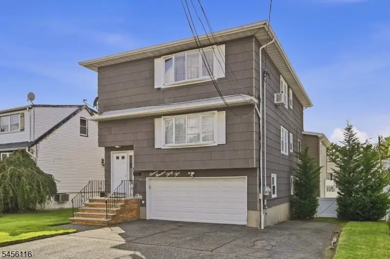 1135 Stonewall Ln, Secaucus, NJ 07094 - #2