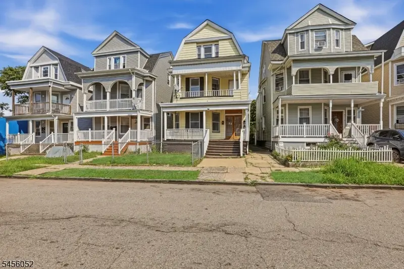 176 Hollywood Ave, East Orange, NJ 07018 - #1