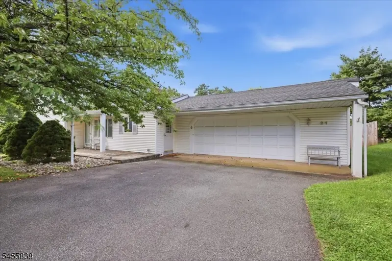 21 Cedar Grove Rd, Branchburg, NJ 08876 - #1