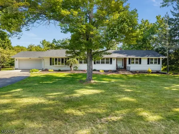 102 Old Farm Rd, Readington Twp., NJ 08889