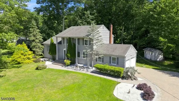 6 Meadowbrook Rd, Randolph Twp., NJ 07869