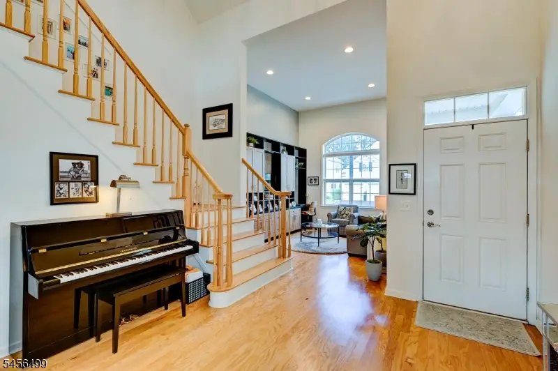 45 Bryant Ct, Franklin, NJ 08873 - #3