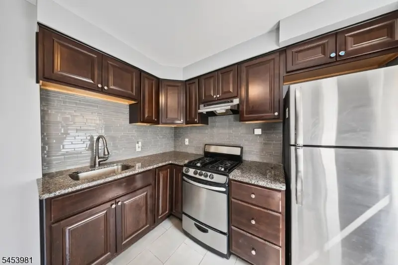 251C Elmwood Ave, Maplewood, NJ 07040 - #1