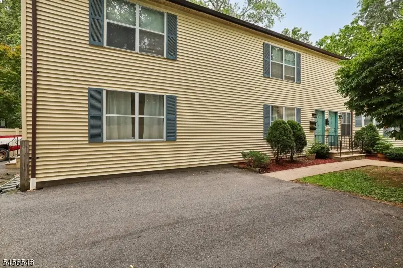 584 Thomas Blvd #1A, East Orange, NJ 07017 - #2