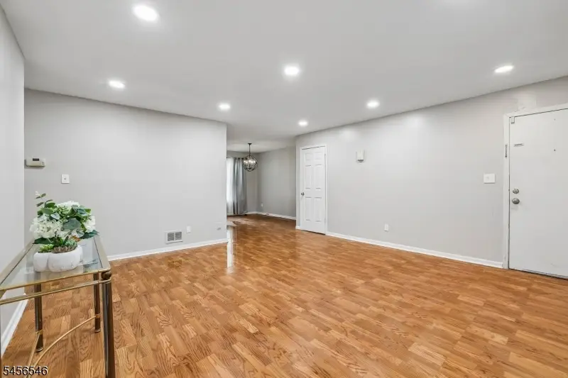 584 Thomas Blvd #1A, East Orange, NJ 07017 - #3
