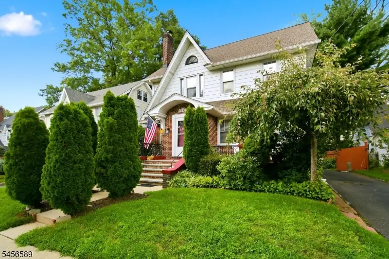 351 Griggs Ave, Teaneck, NJ 07666 - #2
