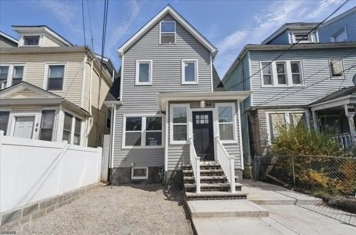84 Chelsea Ave, Newark, NJ 07106 - #1