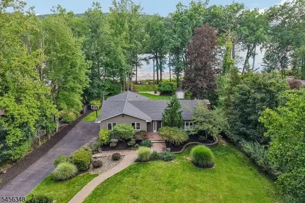 22 Radtke Rd, Randolph Twp., NJ 07869