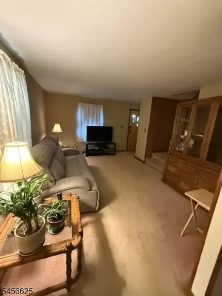 609A Arnett St, Elizabeth, NJ 07202 - #2
