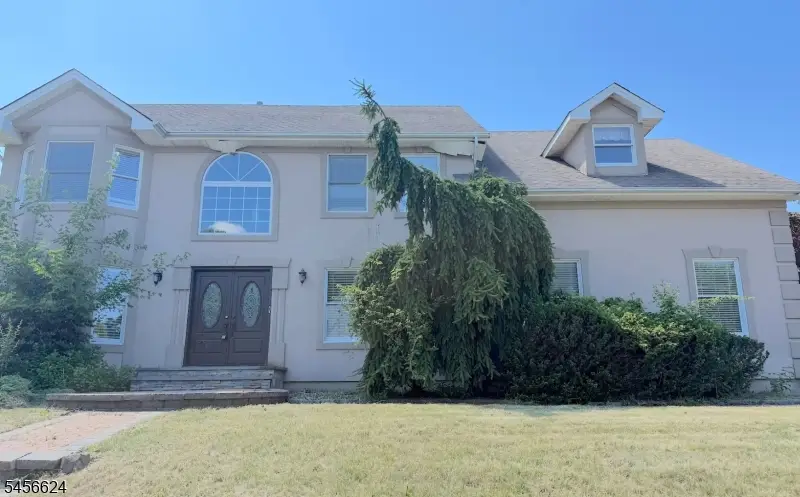 33 Mcguire Dr, West Orange, NJ 07052 - #1