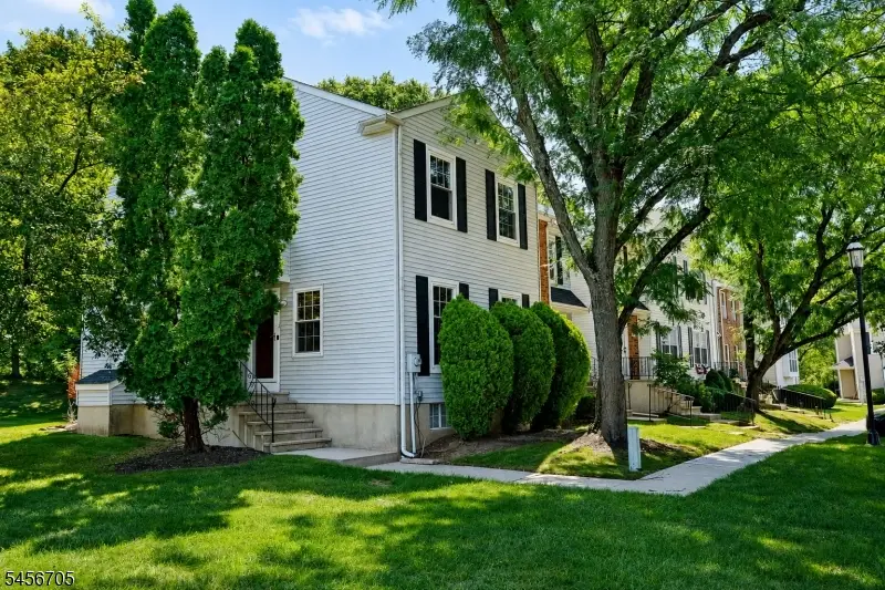 20 Delikat Lane, Sayreville, NJ 08872 - #1