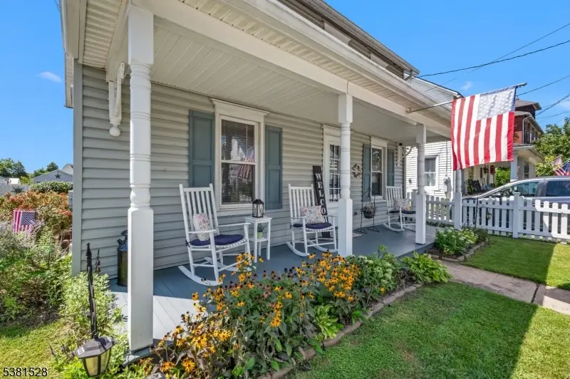 530 N Main St., Stewartsville, NJ 08886 - #3