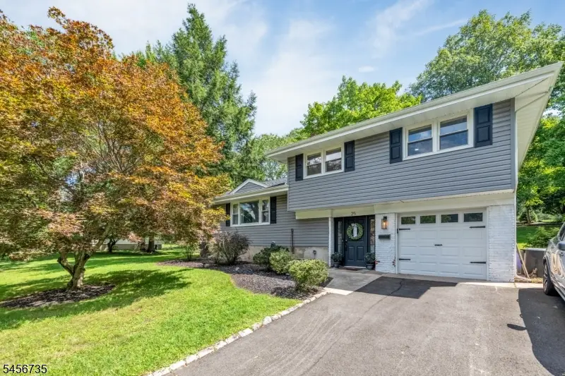 25 Windsor Ct, Norwood, NJ 07648 - #1