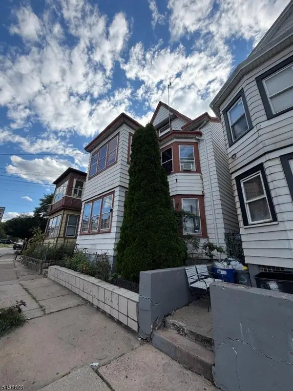 1028 Madison Ave, Paterson City, NJ 07501