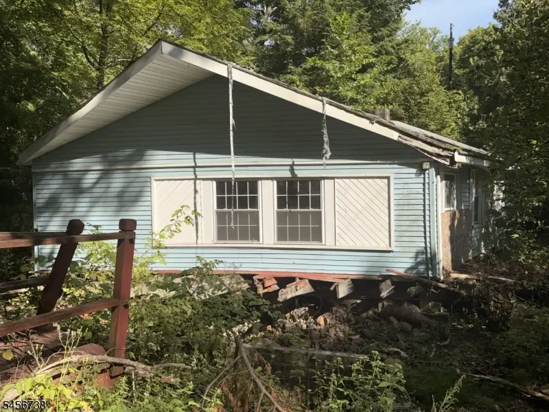 1 Tall Timbers Dr, Glen Gardner, NJ 08826 - #1
