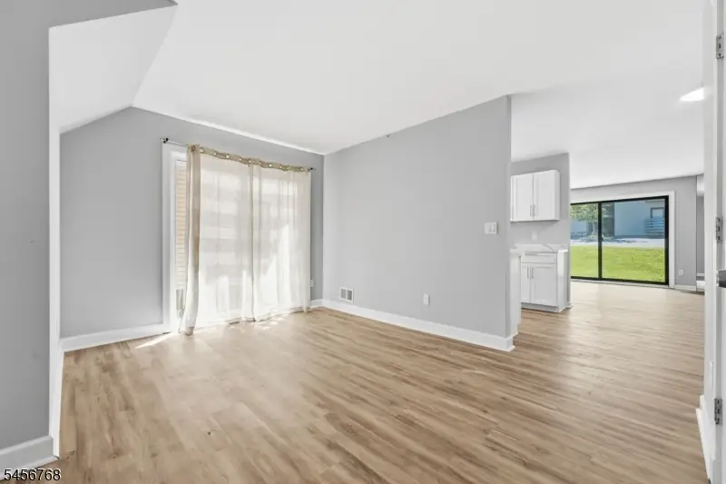 1513 Spruce Hills Dr, Glen Gardner, NJ 08826 - #3
