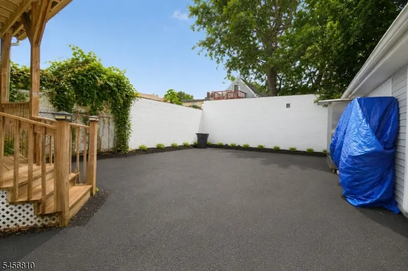 55 Winthrop St, Newark, NJ 07104 - #3