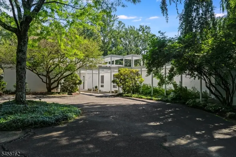 297 Hardscrabble Rd, Bernardsville, NJ 07924 - #3