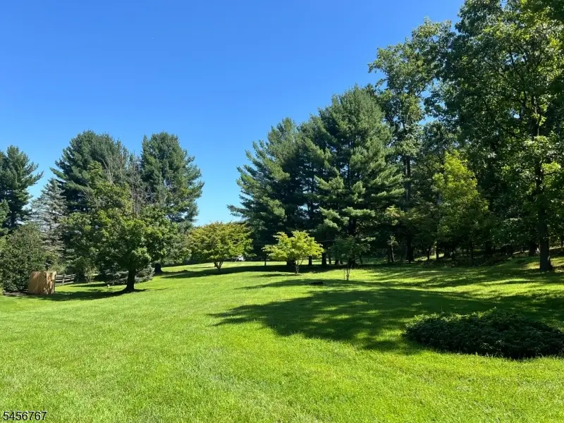 90 Old Farm Rd, Holland, NJ 08848 - #3