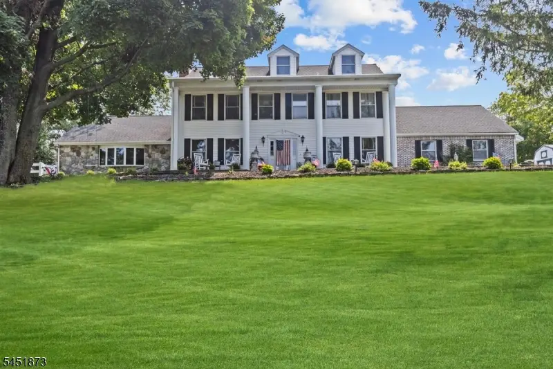 20 Mountain View Dr, Wantage, NJ 07461 - #1