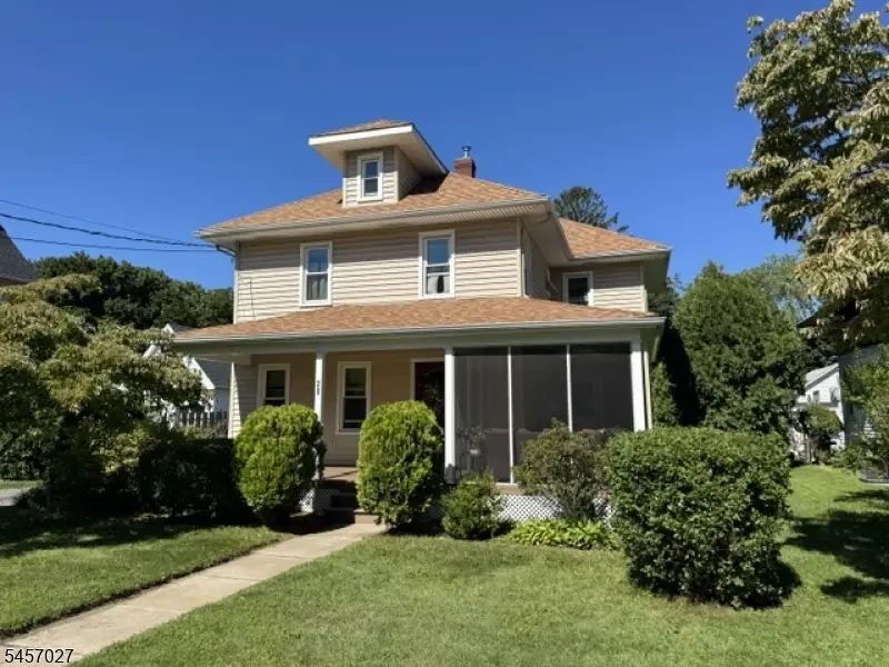 21 Eyland Ave, Succasunna, NJ 07876 - #1