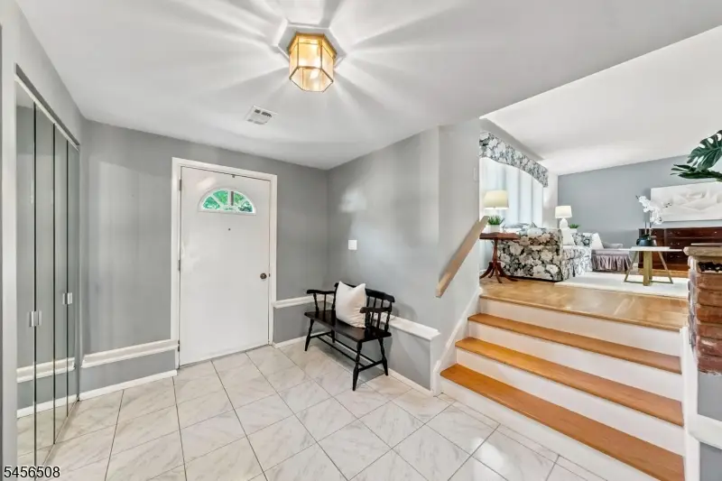 33 Waling Dr, Wayne, NJ 07470 - #2