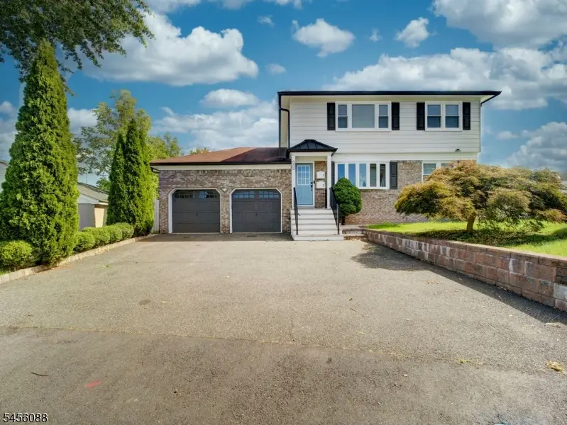 1091 Alfieri Ct, Union, NJ 07083 - #2