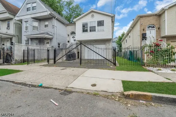 232 4th St, Newark City, NJ 07107