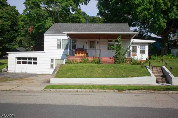 3 Linden Ave, Stanhope Boro, NJ 07874