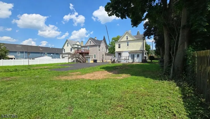 405 E 2nd St, Plainfield, NJ 07060 - #3