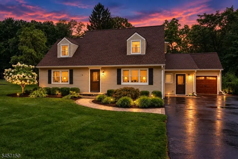 511 Openaki Rd, Denville, NJ 07834 - #2