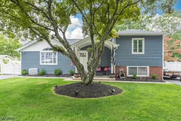 18 Clover Place, Mine Hill Twp., NJ 07803