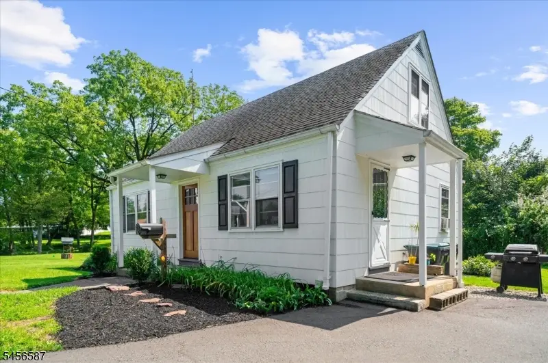 16 Abbott Ct, Flemington, NJ 08822 - #3